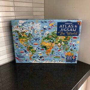 Usborne 300 piece Atlas & Jigsaw The World puzzle 🌎